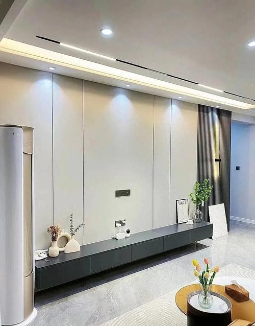 三十余款格栅木饰面背景墙美学解析 斐瑞装饰如何让一面墙成为空间的灵魂